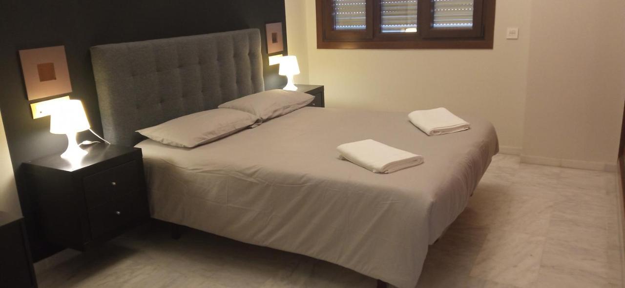 Fibes Lux Sevilla Este. Zewnętrze zdjęcie