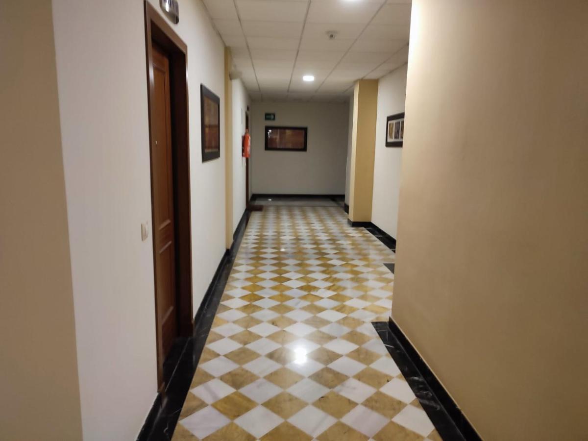 Fibes Lux Sevilla Este. Zewnętrze zdjęcie